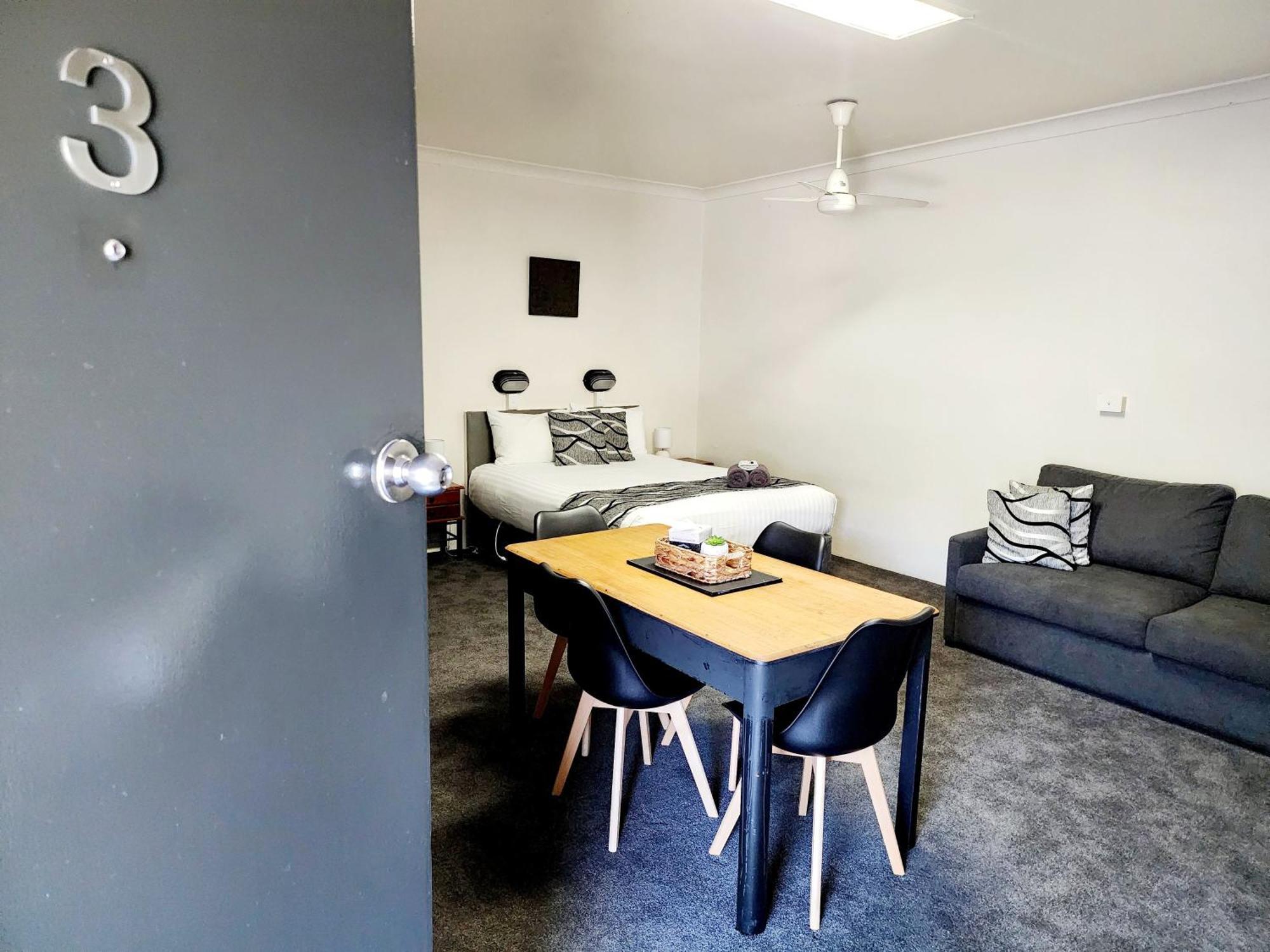 Inverell Motel Екстериор снимка