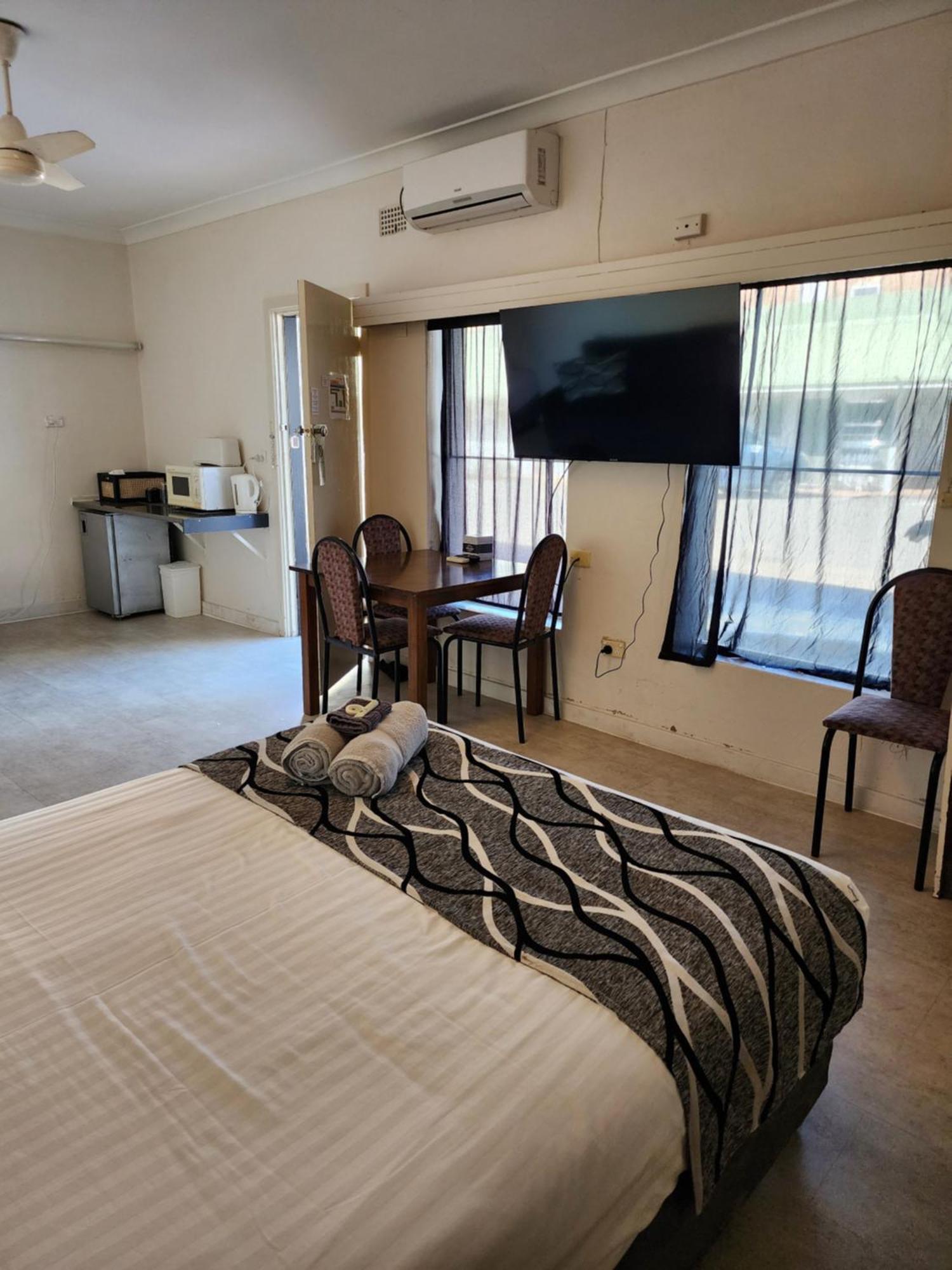 Inverell Motel Екстериор снимка